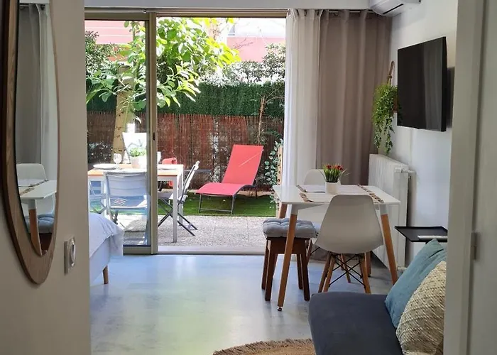 Sun-beach Avec Parking Et Jardin - 500m Des Plages De Juan Les Pins 昂蒂布