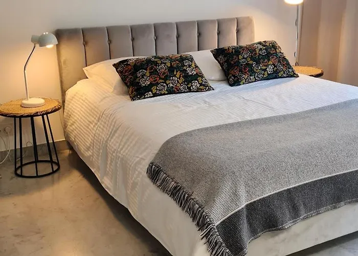 Sun-beach Avec Parking Et Jardin - 500m Des Plages De Juan Les Pins 昂蒂布