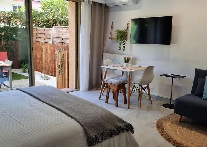 公寓 Sun-beach Avec Parking Et Jardin - 500m Des Plages De Juan Les Pins 昂蒂布