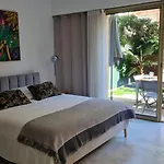Sun-beach Avec Parking Et Jardin - 500m Des Plages De Juan Les Pins Apartment