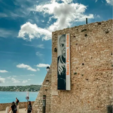 Sun-beach Avec Parking Et Jardin - 500m Des Plages De Juan Les Pins Apartment